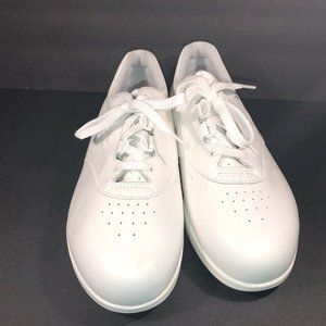 SAS Women White Leather Free Time Walking Shoes